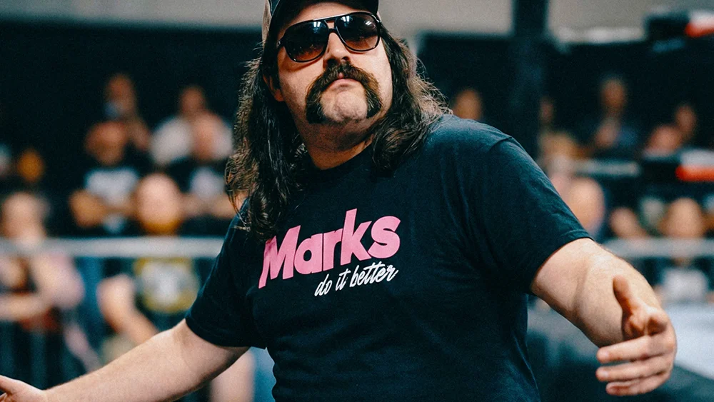 Parhaat showpaini paidat löytyvät nyt täältä! Tarjolla on laaja kattaus erilaisia showpainipaitoja jokaiseen makuun. Kun ammattilaispaini kutsuu, varmista että varusteesi ovat kunnossa. Tsekkaa uusin wrestling-mallistomme ja valitse suosikkisi!